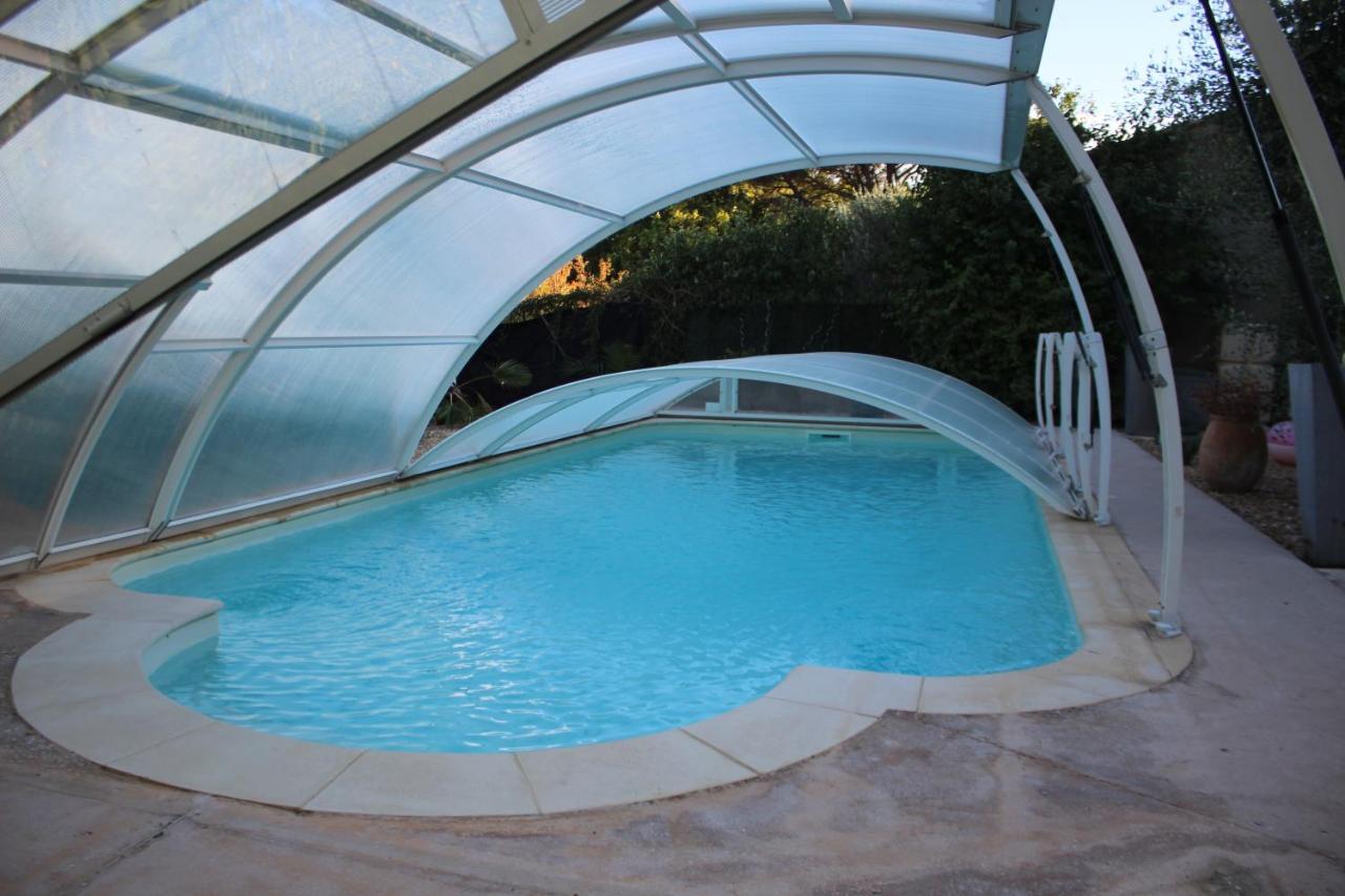 Philippe & Marie, A Louer Petite Chambre Chez L'Habitant Avec Terrasse Dans Villa, Au Pied Du Luberon Cucuron Bagian luar foto